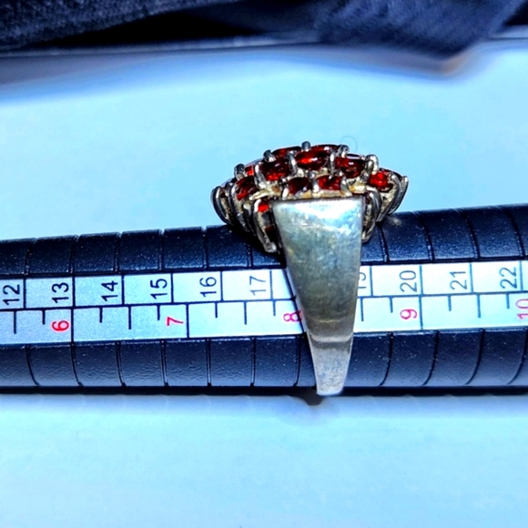 Sterling Silver Garnet Cluster Ring size 8 - Picture 9 of 11